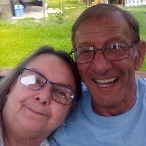 Meet your Posher, Debi